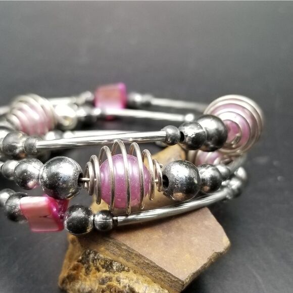 Pink pearly galaxy tier bracelet B818 - Picture 1 of 3